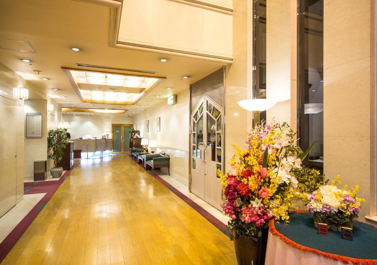 Hotel Claiton Esaka Suita Exterior photo
